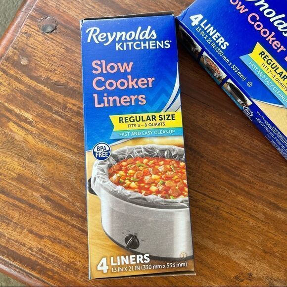 Reynolds Kitchen Slow Cooker Liners Set of 2 boxes 4 count Each, 3-8 quarts - Picture 5 of 10